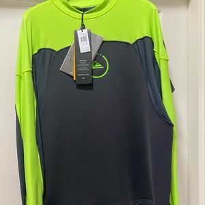 Rash vest quiksilver brand new